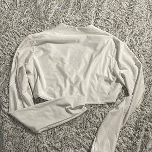 CLUB LONDON long sleeve crop top white